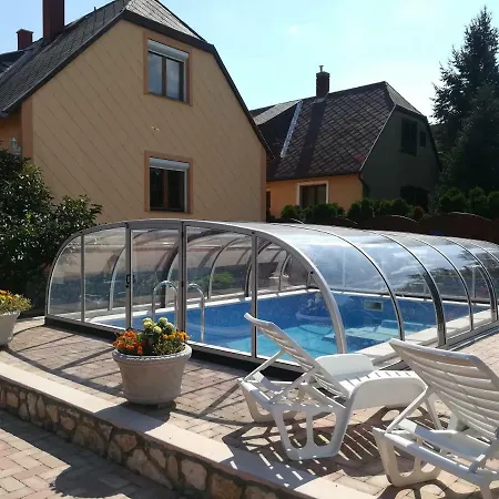 Fenyves Vendeghaz Ferienhaus Tapolca